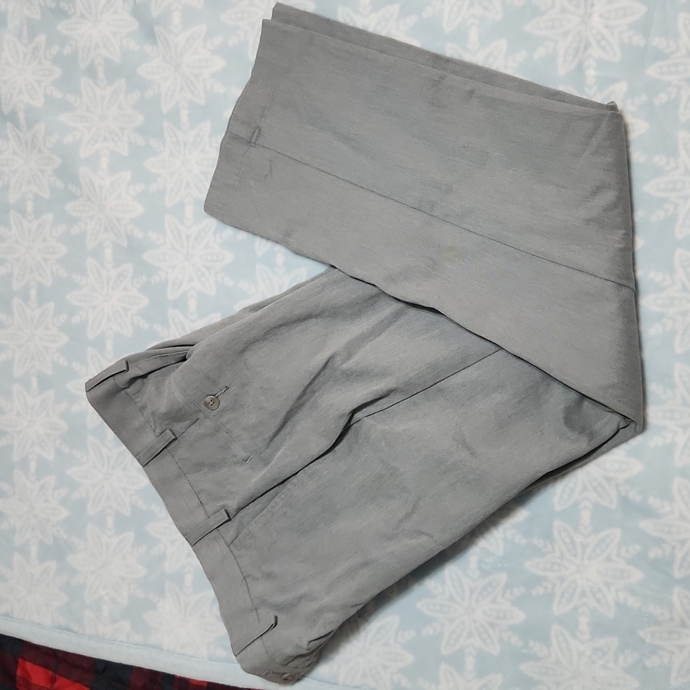 Croft and Barrow gray pants size 32X30